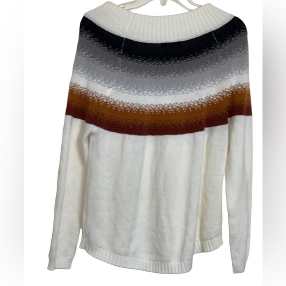 Ovla Sweaters - OVLA crew neck semi ombré pull over sweater. Size Med GUC